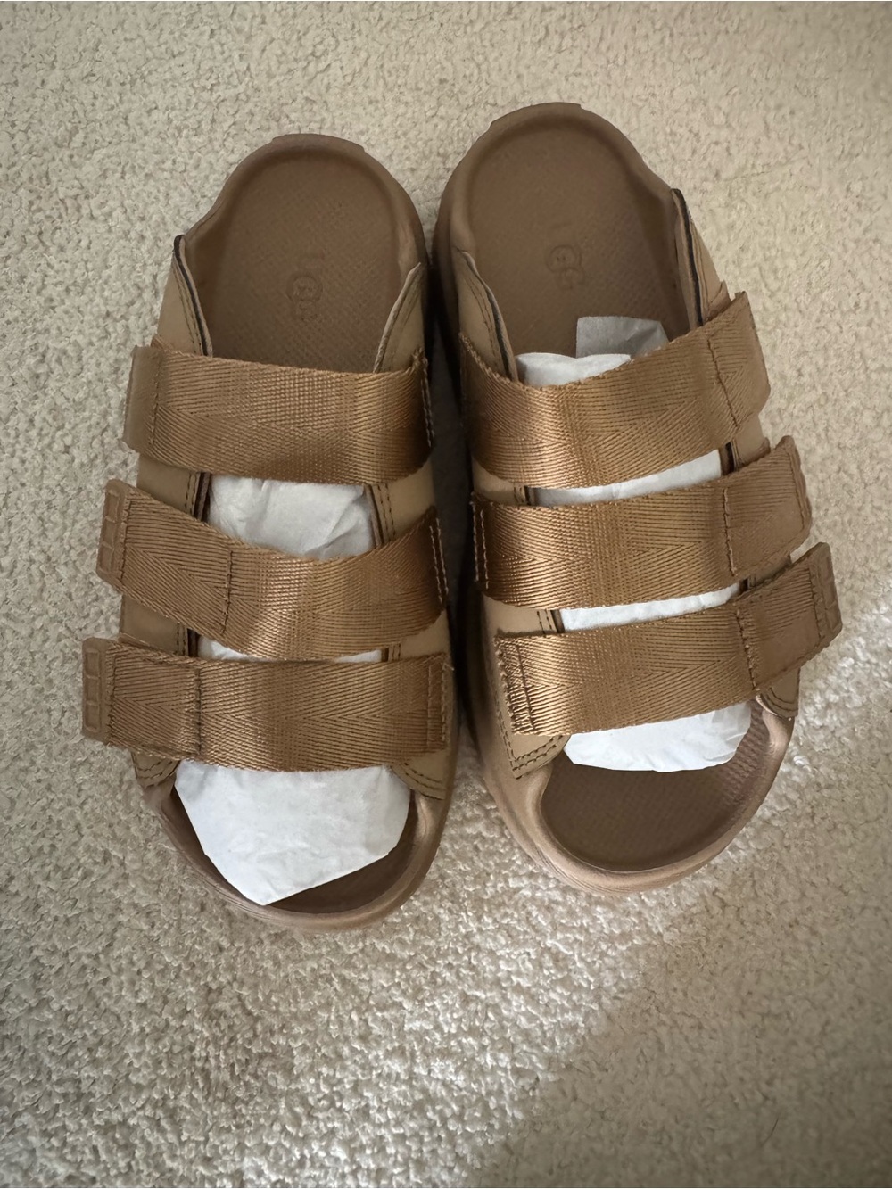 UGG Platform Sandal - Picture 2 of 10